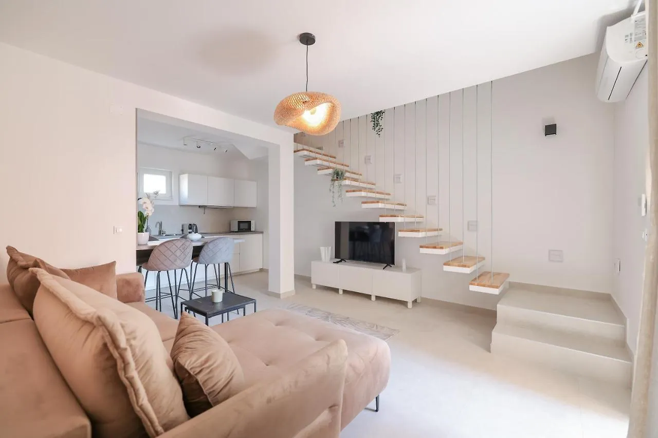 Apartments Mila Sveti Filip i Jakov