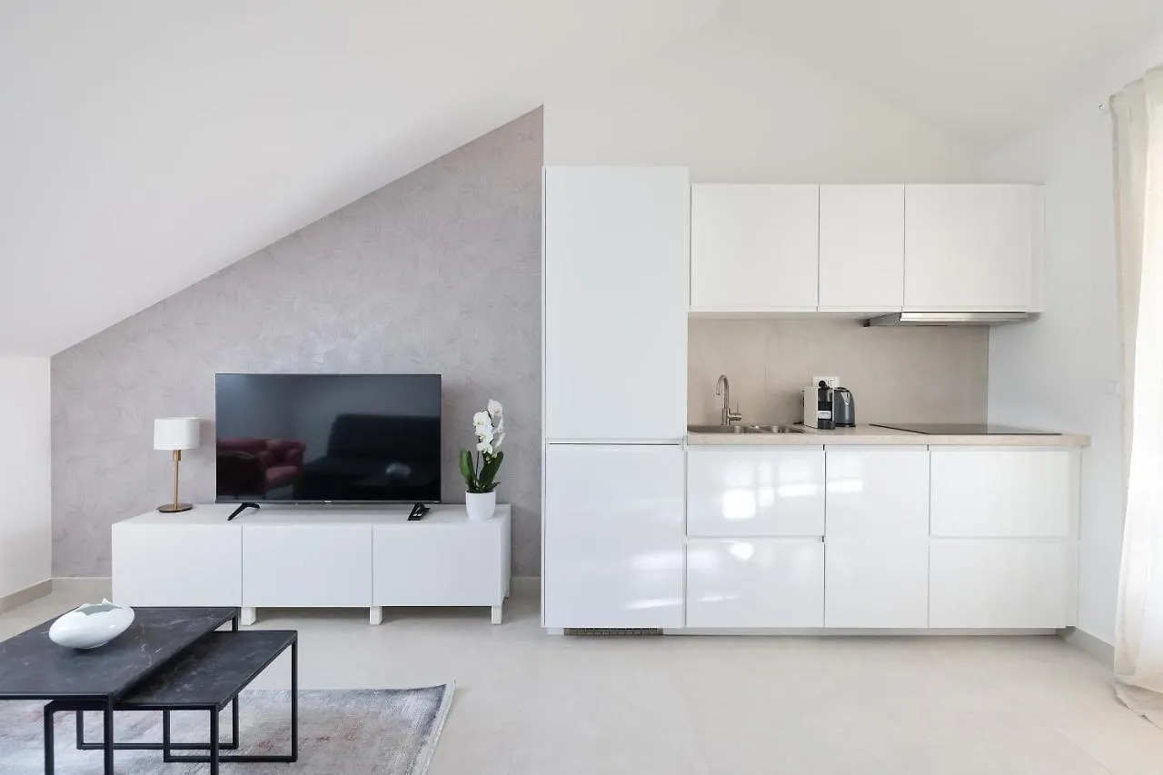 Apartments Mila Sveti Filip i Jakov Croatia